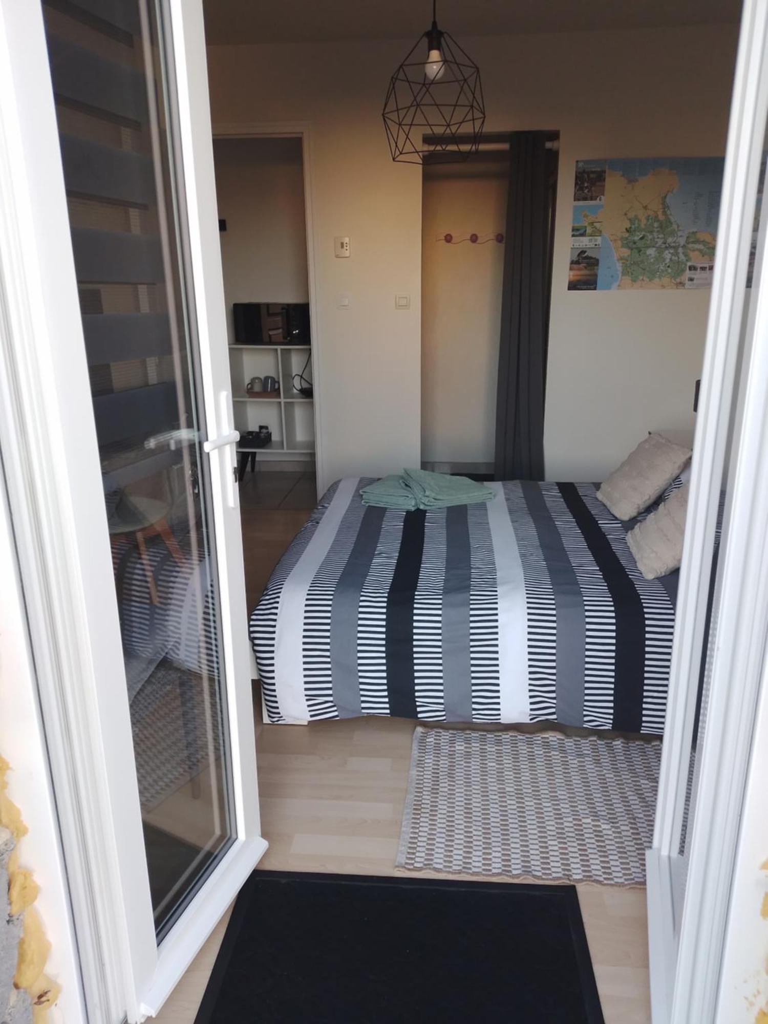 Chambre Carentan Les Marais Aux Calme Tres Reposant Saint-Hilaire-Petitville Exteriör bild