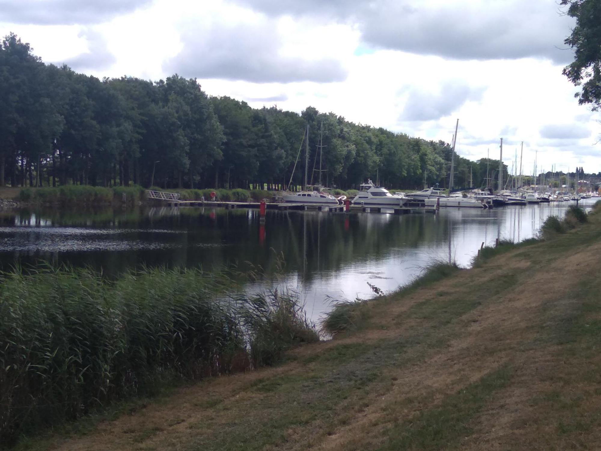 Chambre Carentan Les Marais Aux Calme Tres Reposant Saint-Hilaire-Petitville Exteriör bild