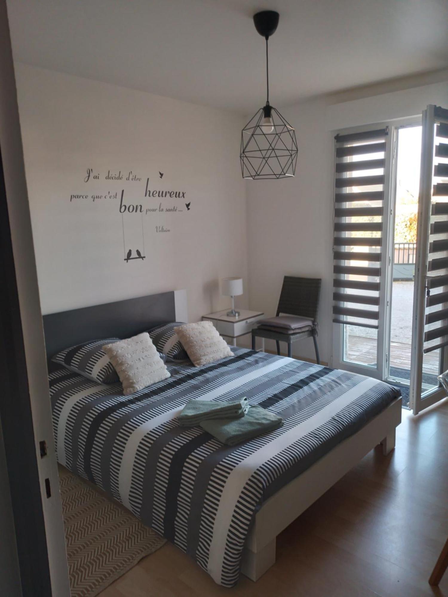 Chambre Carentan Les Marais Aux Calme Tres Reposant Saint-Hilaire-Petitville Exteriör bild
